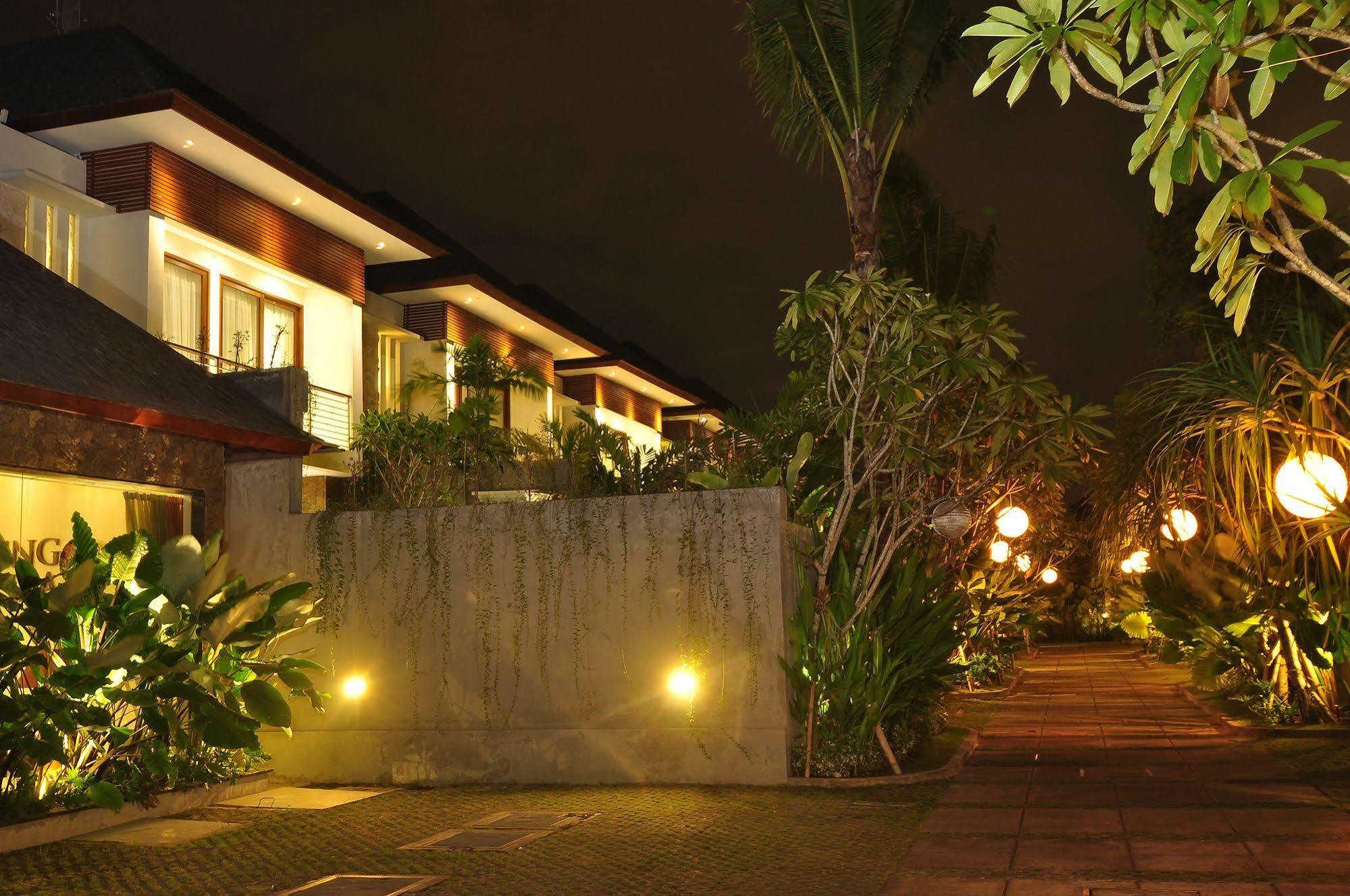 Kampoeng Villa Bali Kuta Lombok Exteriér fotografie